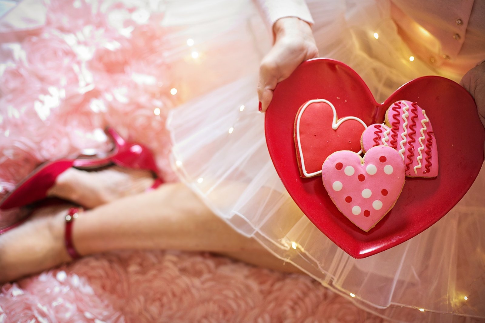 How to Enjoy Valentine Day If You're Single