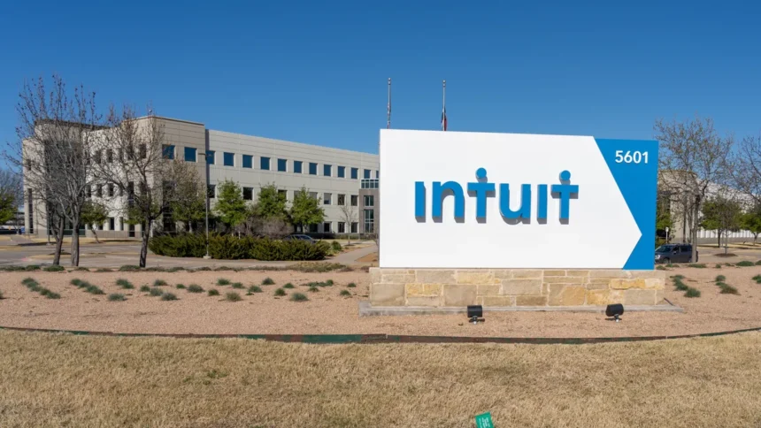 Intuit Layoffs: Navigating a Transformative Phase in the AI Era