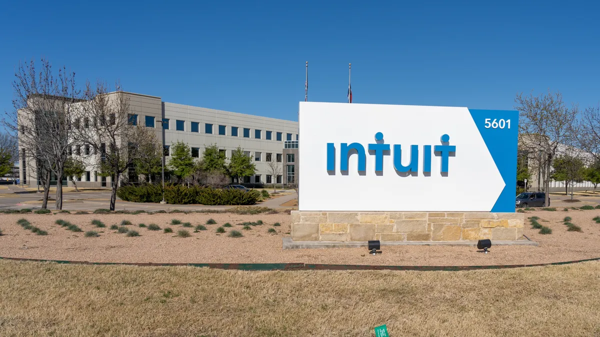 Intuit Layoffs Navigating a Transformative Phase in the AI Era