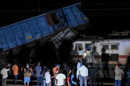 Mysuru-Darbhanga train collision